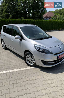 Мінівен Renault Grand Scenic 2012 в 