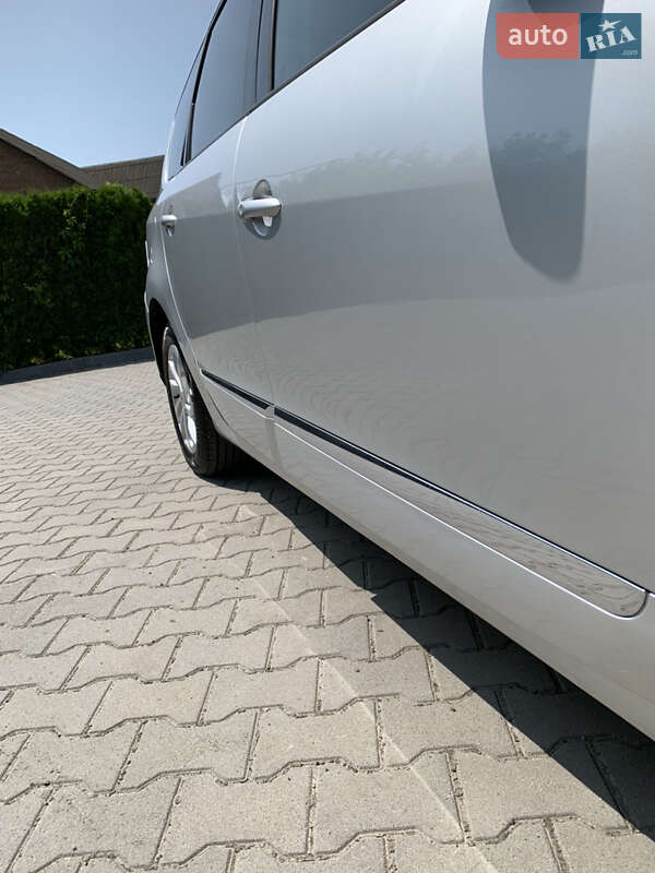 Минивэн Renault Grand Scenic 2012 в Виннице