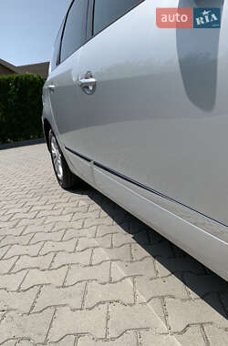 Мінівен Renault Grand Scenic 2012 в 
