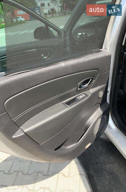 Мінівен Renault Grand Scenic 2012 в 