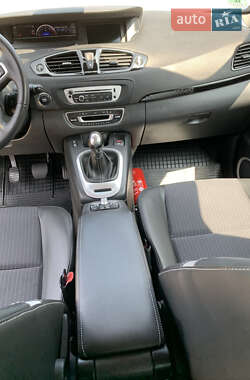 Мінівен Renault Grand Scenic 2012 в 