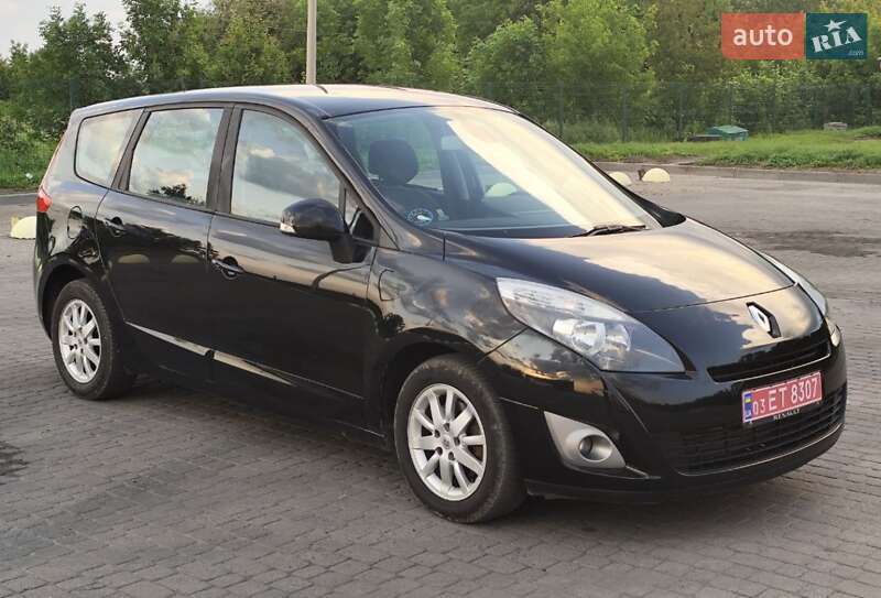 Renault Grand Scenic 2011