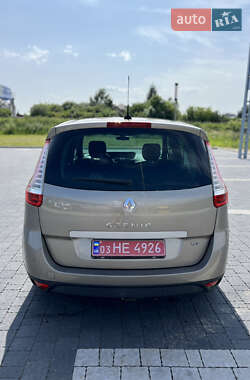 Минивэн Renault Grand Scenic 2009 в 