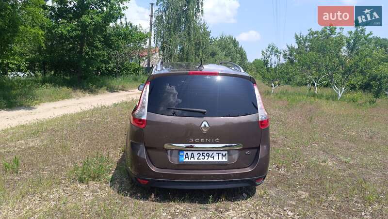 Минивэн Renault Grand Scenic 2014 в Киеве