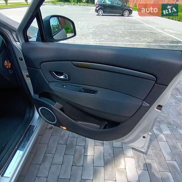 Минивэн Renault Grand Scenic 2010 в Киеве