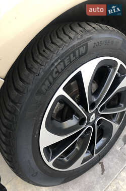 Минивэн Renault Grand Scenic 2016 в 