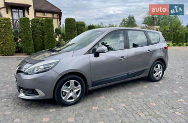 Минивэн Renault Grand Scenic 2013 в 