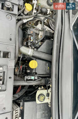 Минивэн Renault Grand Scenic 2013 в 