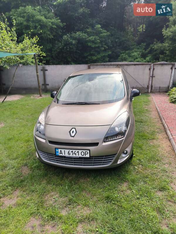 Минивэн Renault Grand Scenic 2011 в Киеве