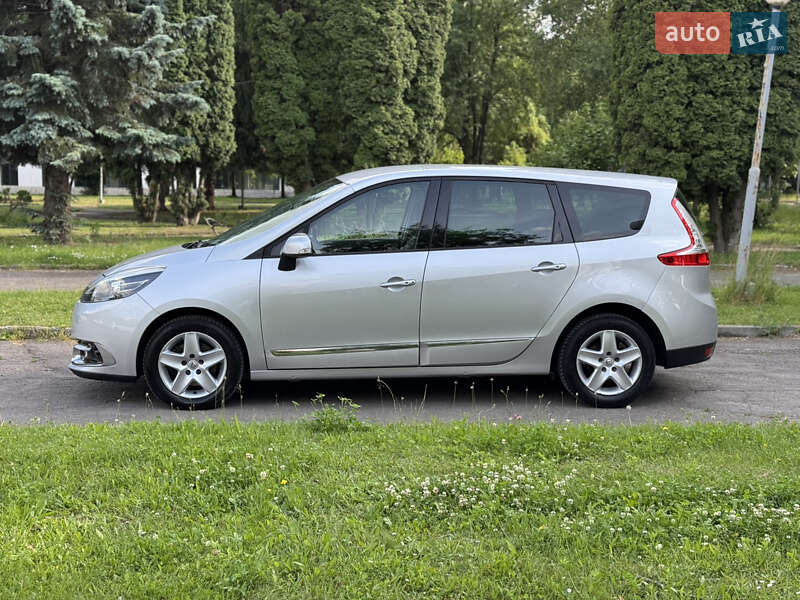 Минивэн Renault Grand Scenic 2015 в Ровно