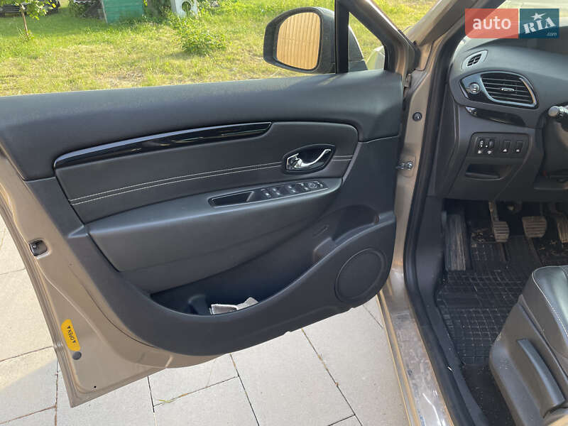 Мінівен Renault Grand Scenic 2014 в Стрию