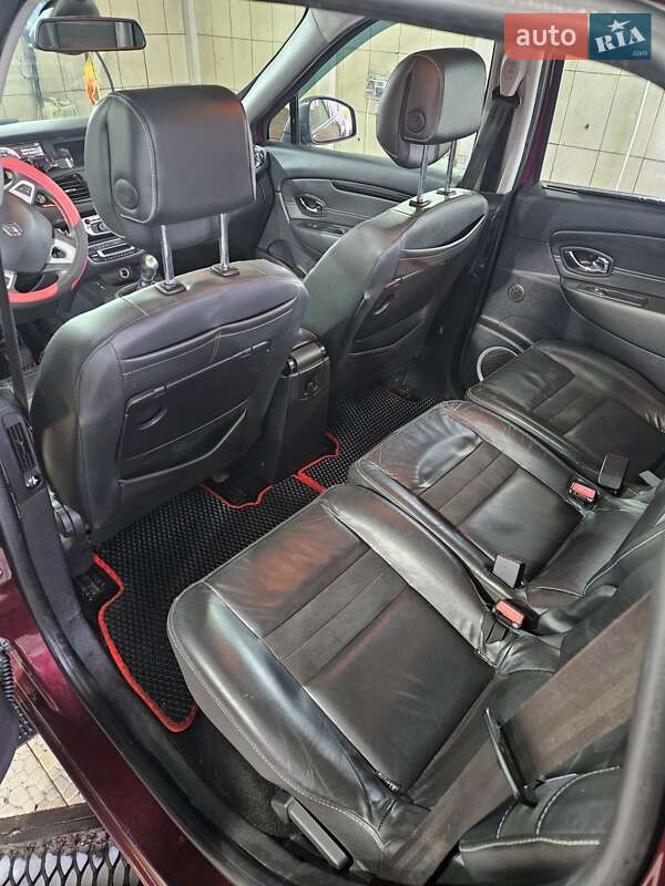 Минивэн Renault Grand Scenic 2012 в Киеве