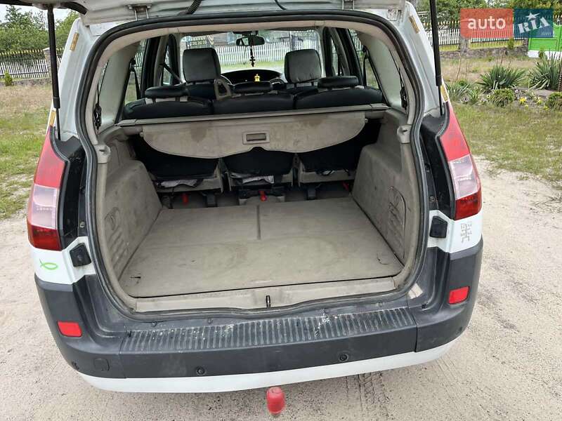 Мінівен Renault Grand Scenic 2004 в Сарнах