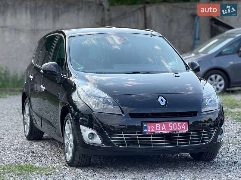 Renault Grand Scenic 2011