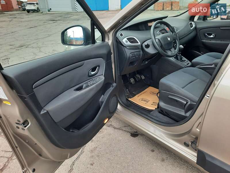 Мінівен Renault Grand Scenic 2010 в Полтаві