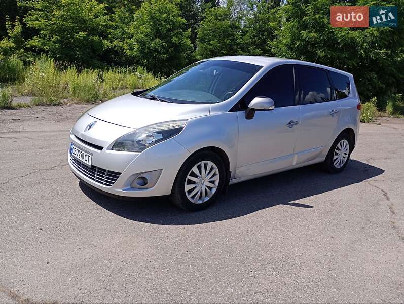 Минивэн Renault Grand Scenic 2010 в Чернигове