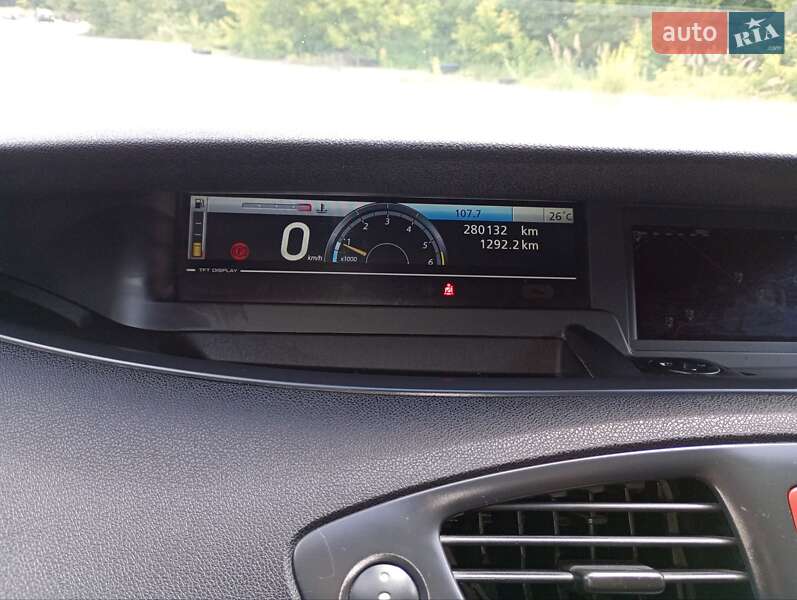 Минивэн Renault Grand Scenic 2010 в Чернигове