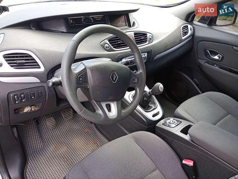 Минивэн Renault Grand Scenic 2010 в Чернигове