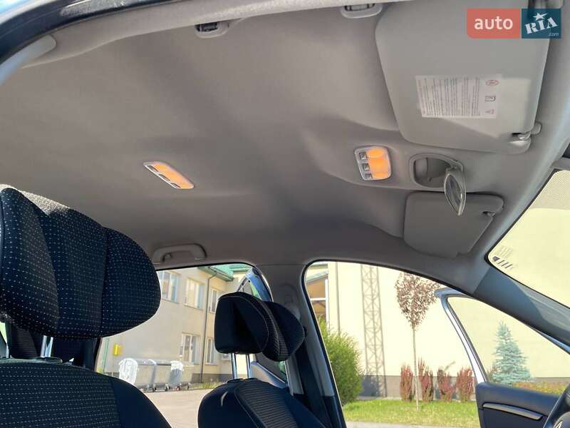Минивэн Renault Grand Scenic 2009 в Луцке