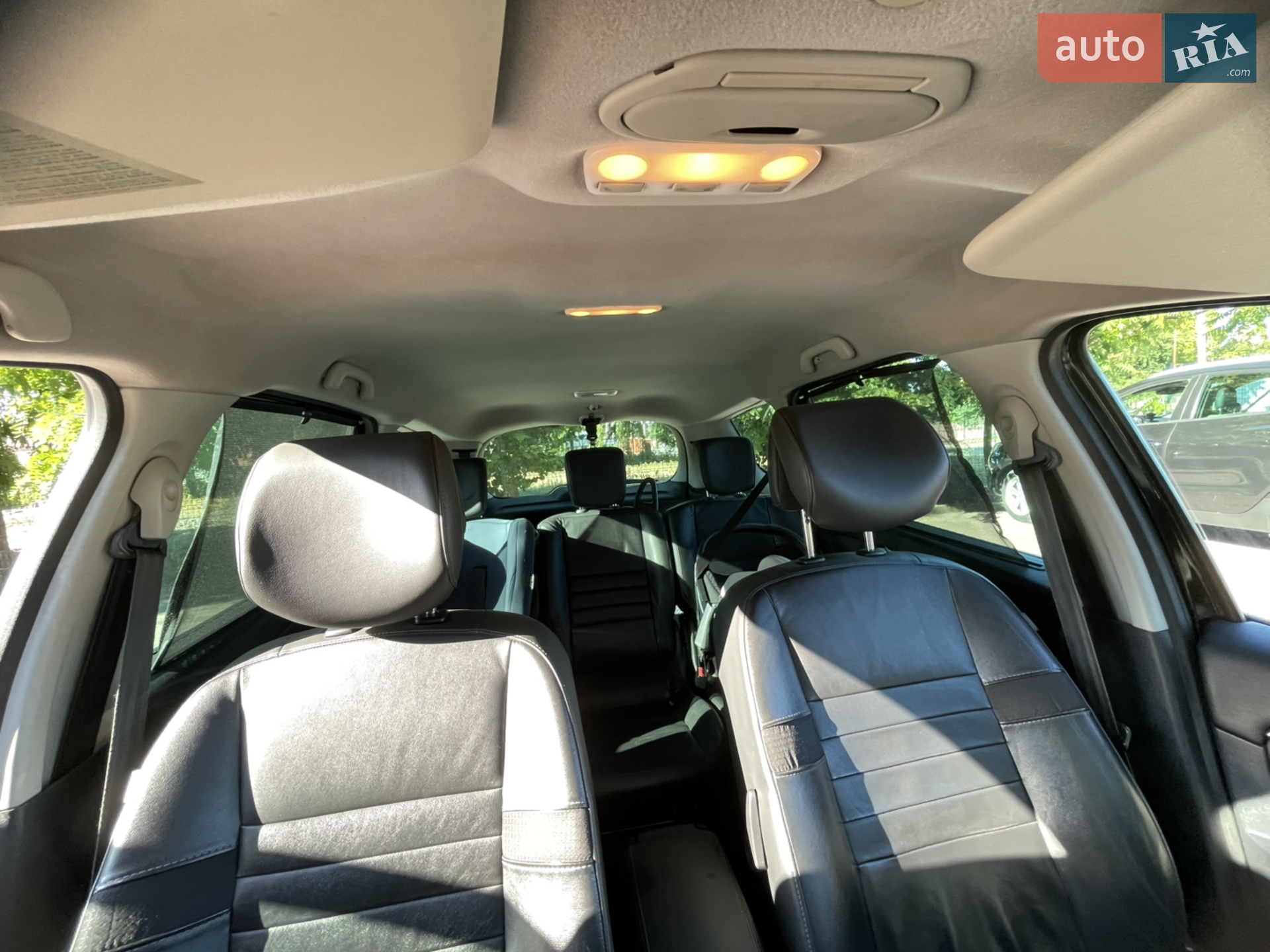2010 Renault Scenic - мініатюра 19