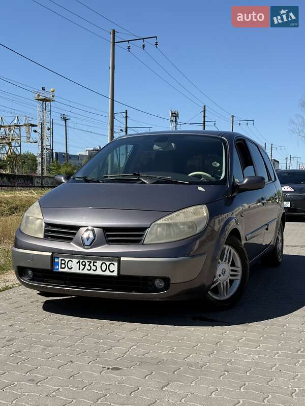 Renault Grand Scenic 2004