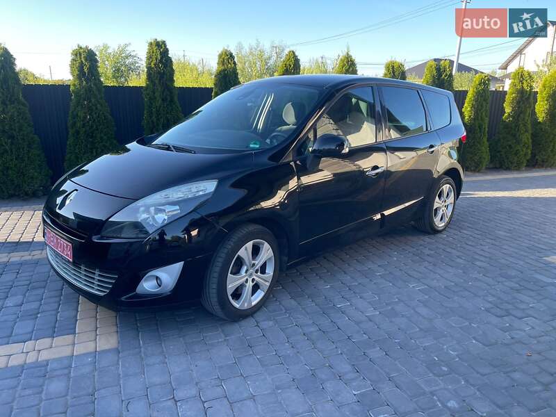 Renault Grand Scenic 2011