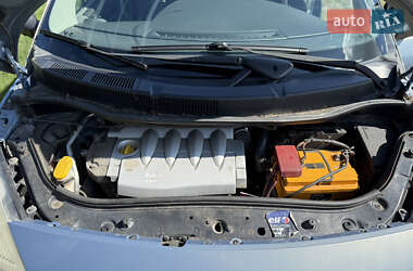 Минивэн Renault Grand Scenic 2004 в 