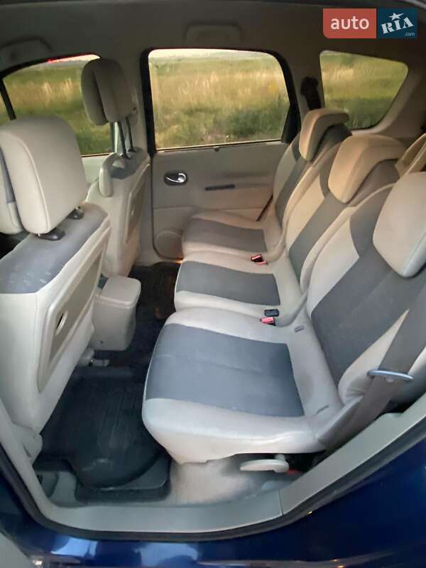 Мінівен Renault Grand Scenic 2004 в Вінниці