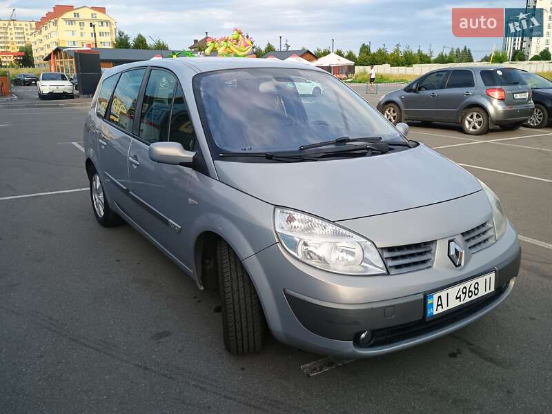 Renault Grand Scenic 2004