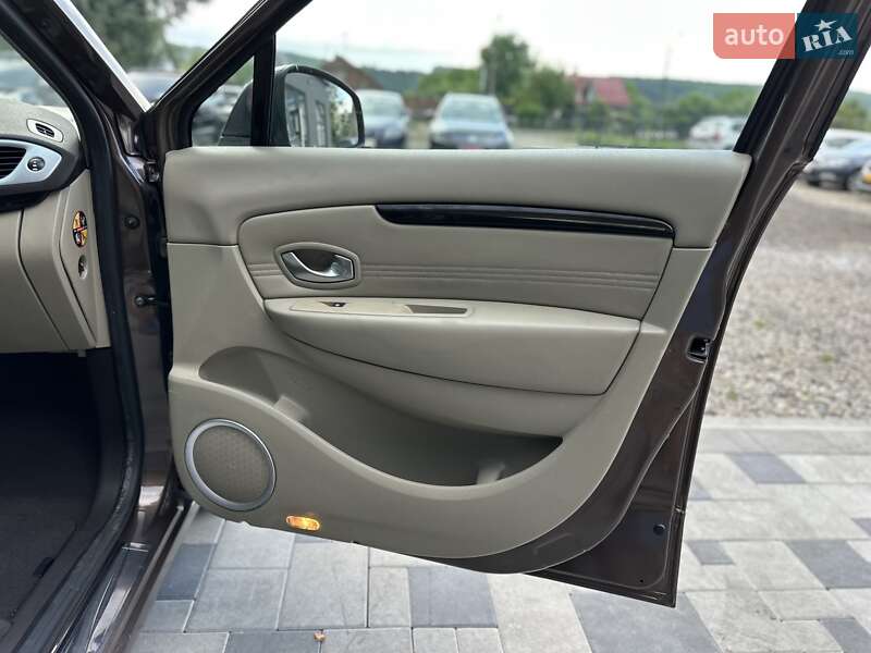 Минивэн Renault Grand Scenic 2011 в Ивано-Франковске