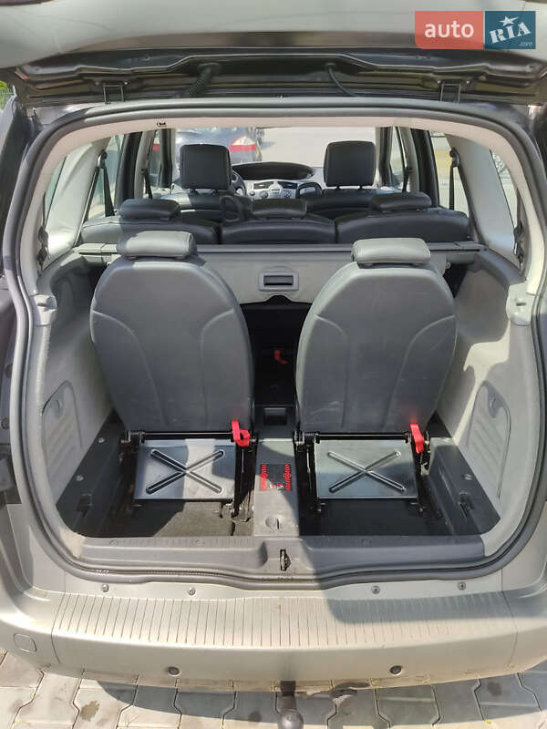 Минивэн Renault Grand Scenic 2004 в Виннице