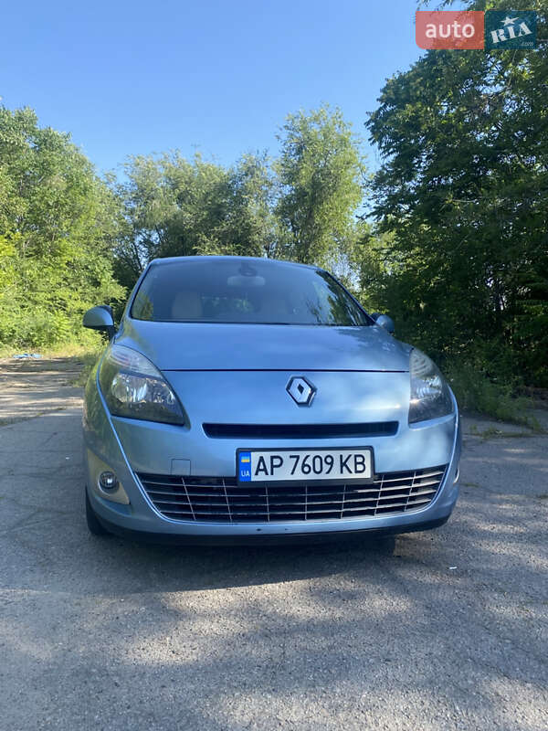 Минивэн Renault Grand Scenic 2010 в Запорожье