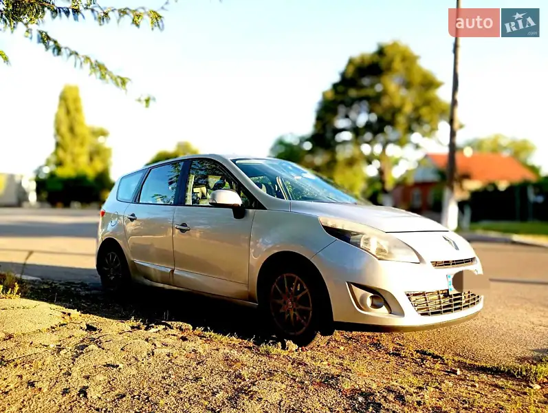 Renault Grand Scenic