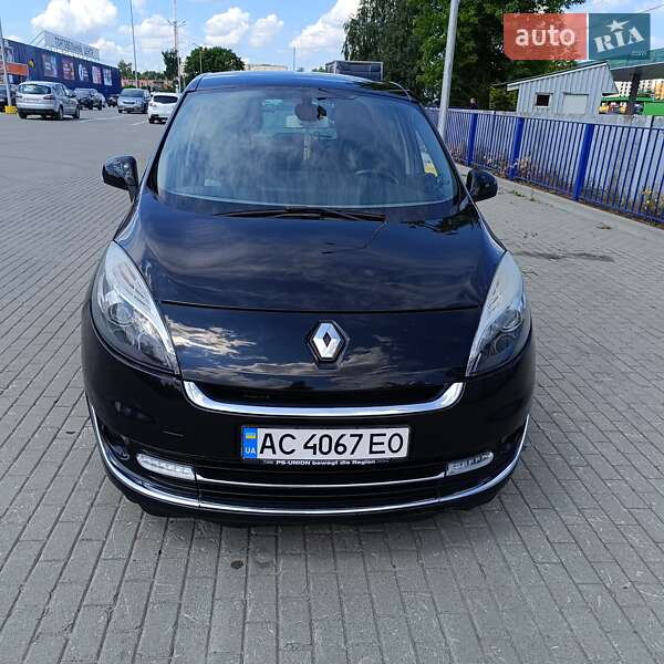 Renault Grand Scenic 2013