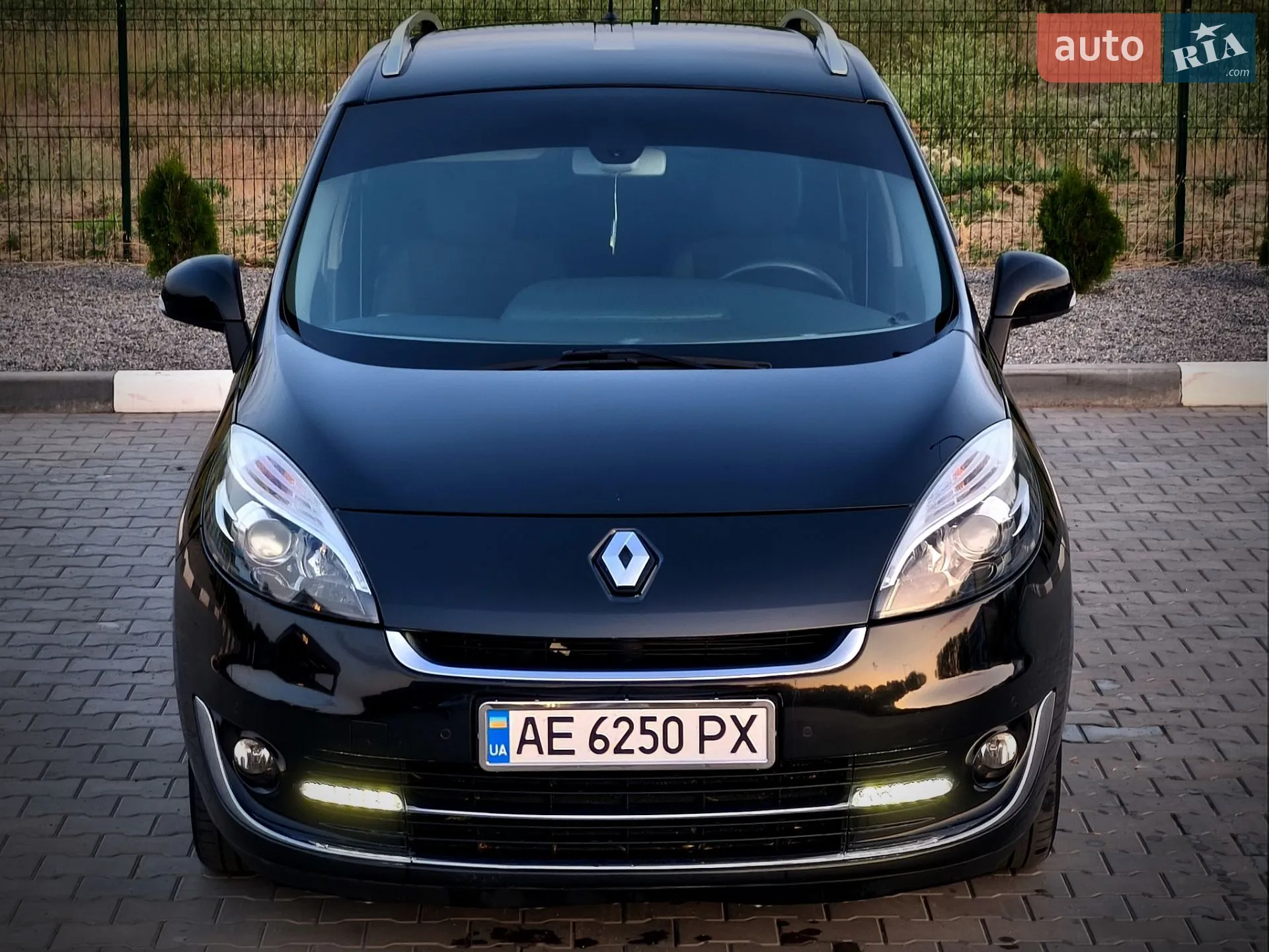2012 Renault Scenic - мініатюра 2