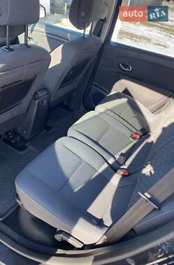 Минивэн Renault Grand Scenic 2010 в 