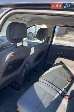 Минивэн Renault Grand Scenic 2010 в 
