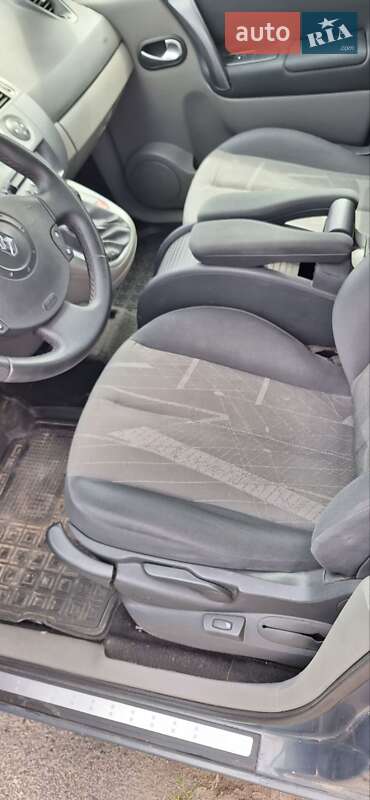Минивэн Renault Grand Scenic 2006 в Днепре