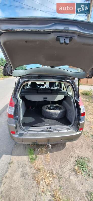 Минивэн Renault Grand Scenic 2006 в Днепре