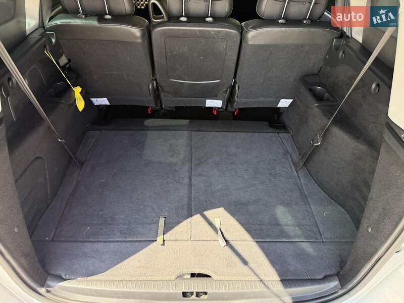 Минивэн Renault Grand Scenic 2013 в Дубно