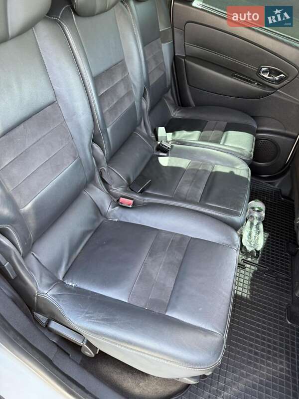 Минивэн Renault Grand Scenic 2013 в Дубно