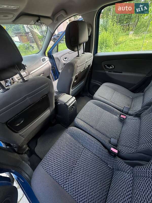Минивэн Renault Grand Scenic 2011 в Львове