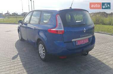 Минивэн Renault Grand Scenic 2010 в 