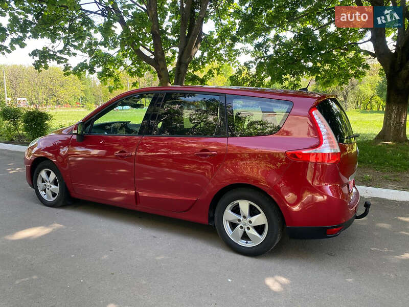 Мінівен Renault Grand Scenic 2011 в Рівному фото 7 Мінівен Renault Grand Scenic 2011 в Рівному