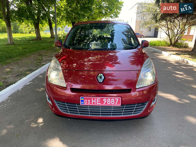Мінівен Renault Grand Scenic 2011 в Рівному фото 16 Мінівен Renault Grand Scenic 2011 в Рівному