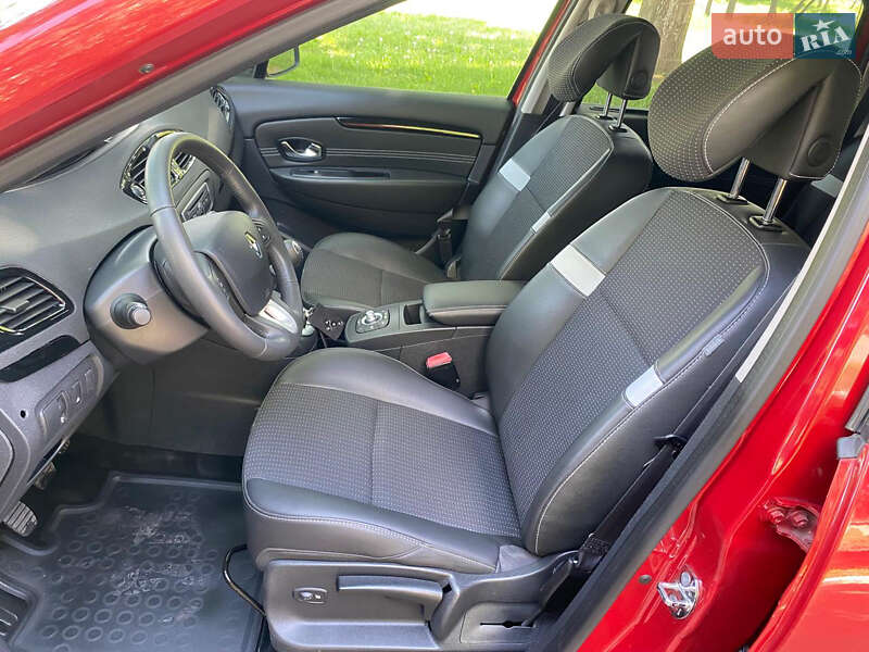 Мінівен Renault Grand Scenic 2011 в Рівному фото 22 Мінівен Renault Grand Scenic 2011 в Рівному