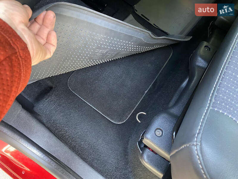 Мінівен Renault Grand Scenic 2011 в Рівному фото 43 Мінівен Renault Grand Scenic 2011 в Рівному