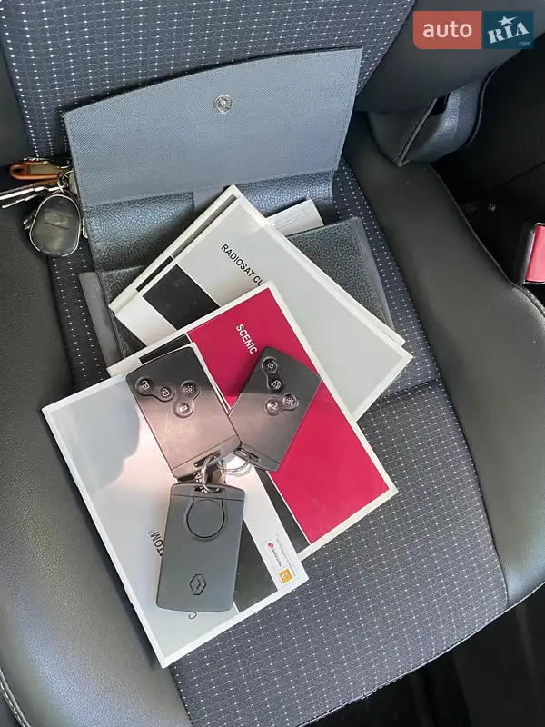 Мінівен Renault Grand Scenic 2011 в Рівному документ 2 фото Мінівен Renault Grand Scenic 2011 в Рівному документ