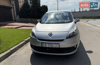 Минивэн Renault Grand Scenic 2012 в 