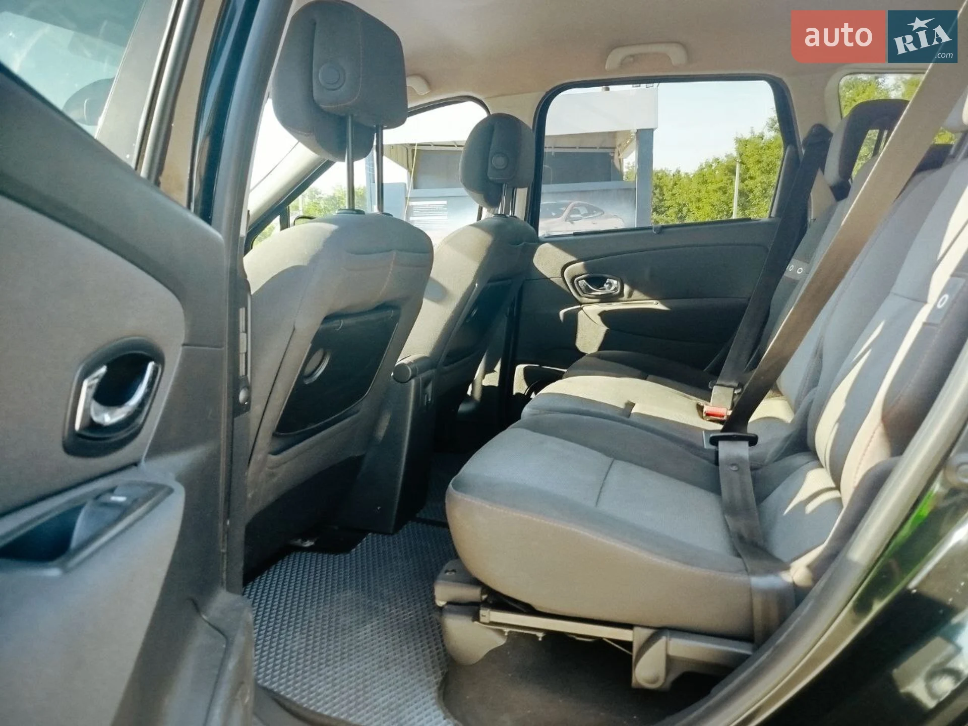 2012 Renault Scenic - мініатюра 16